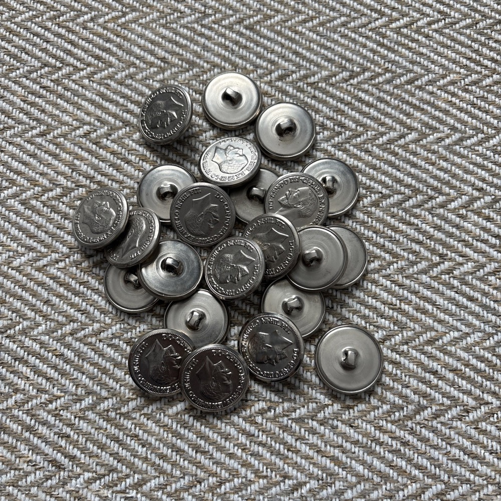 23 Vintage King George V Buttons Latin Docendo Discimus Exnihilo Nihil Fit